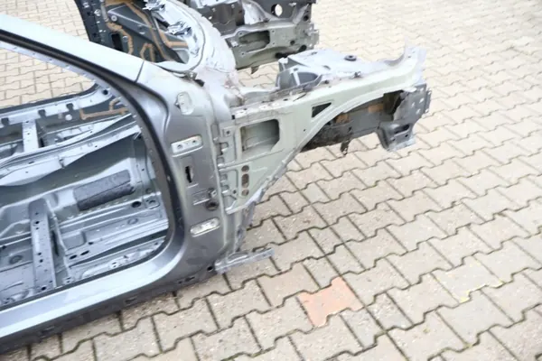 Volvo S90 II rechte vordere Stoßstange OEM 1206097051 image 2