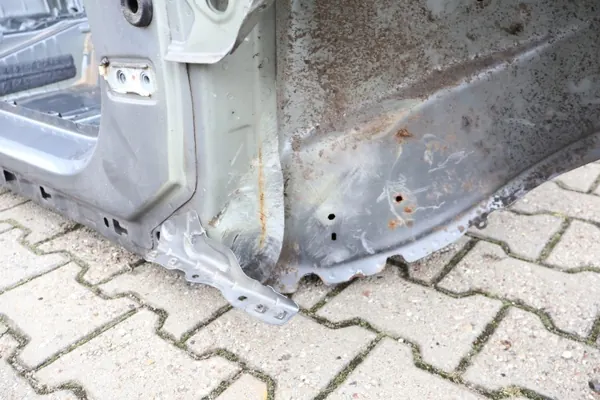 Volvo S90 II rechte vordere Stoßstange OEM 1206097051 image 9