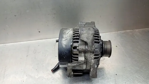 Vaihtovirtageneraattori Volvo V40 I 2.0B 9162683 image 4