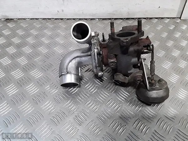 Turbocompresor Toyota usado OEM 172010R011 para Corolla 2006 image 9