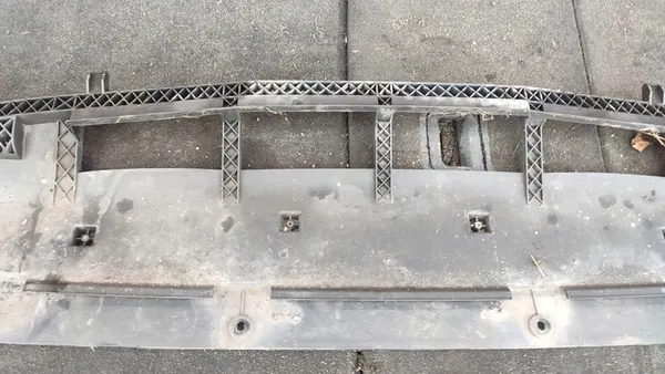 AUDI Q5 8R Tampa de Parachoque Dianteiro 8R0807233 image 3