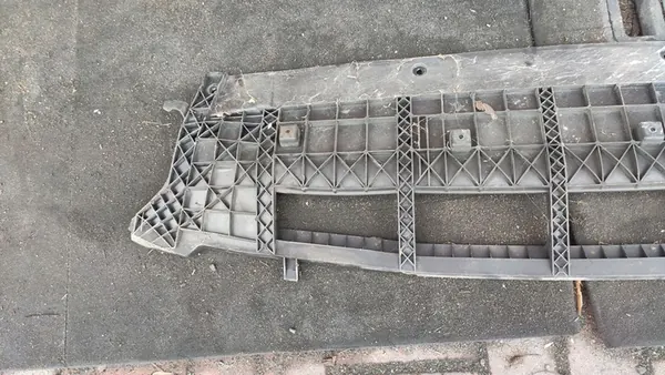 AUDI Q5 8R Tampa de Parachoque Dianteiro 8R0807233 image 6