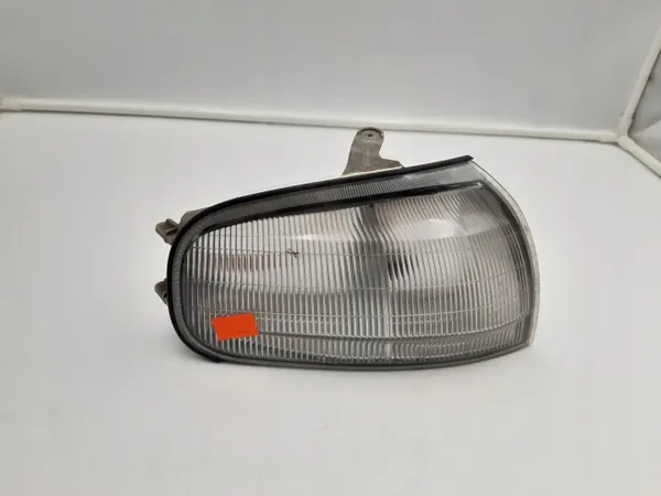 Toyota A81610-33020 Front rechts Positionsleuchte image 2