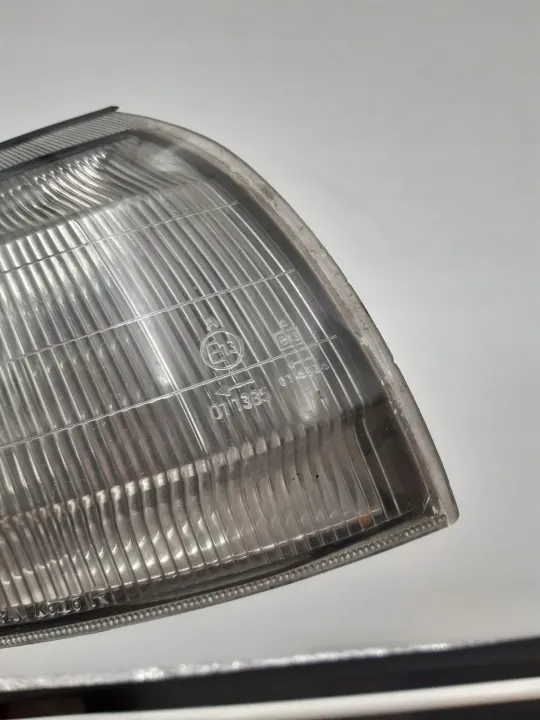 Toyota A81610-33020 Front rechts Positionsleuchte image 4