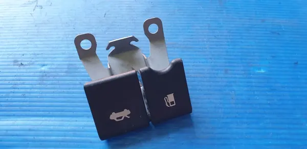 Nissan Qashqai Tankklep Trekker OEM - Gebruikt Onderdeel image 2