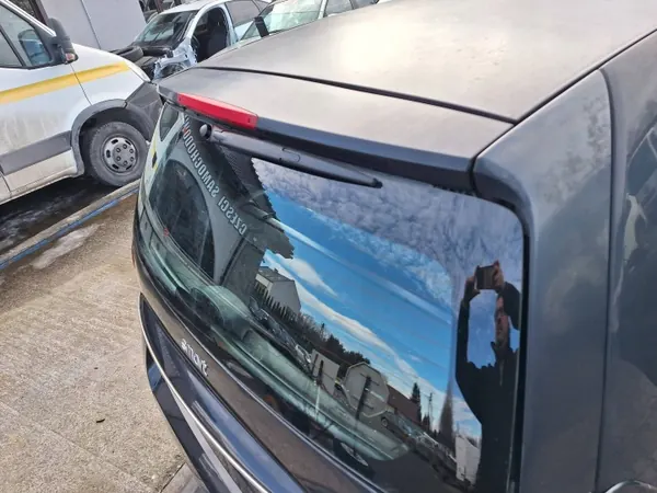 SMARTFORTWO451 Achterklepglas met Spoiler en Stoplicht image 3