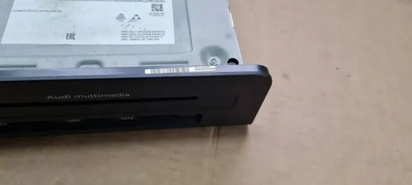 Lecteur de cartes multimédia Audi OEM 8W0035192C image 5