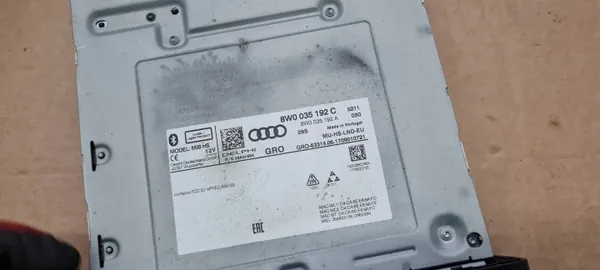 Lecteur de cartes multimédia Audi OEM 8W0035192C image 9