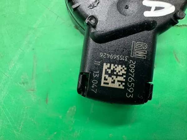 Capteur de pluie OEM 20976593 pour Opel Astra J 2009-2015 image 3
