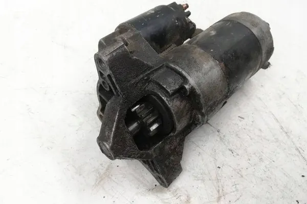 Motor de arranque CITROËN C5 I BREAK 2.2L diésel 2002 OEM M001T80081 image 3