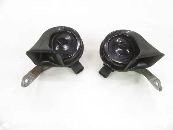 Kit Bocina Alto/Bajo Tono OEM 7279781 para BMW F10 image 2