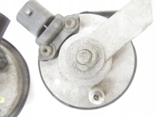 Kit Bocina Alto/Bajo Tono OEM 7279781 para BMW F10 image 9