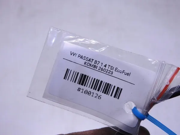 Conduite de carburant Webasto OEM 3C0201418 VW Passat B7 image 4