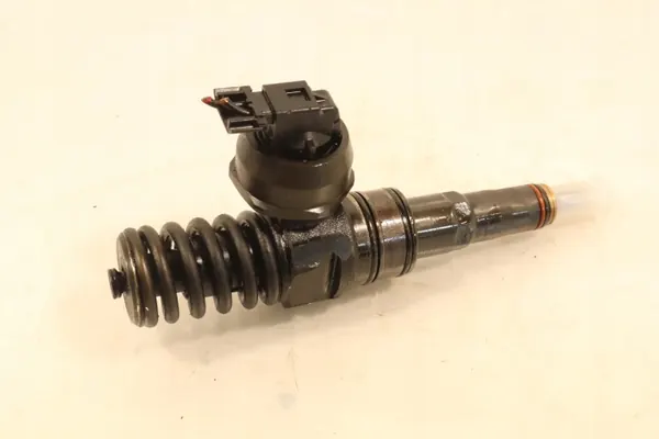 Inyector OEM 0414720313 para Seat Ibiza IV 1.9TDI image 6