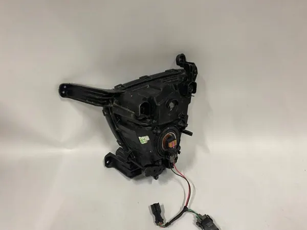 KIA Sorento III voor mistlamp OEM 92202C51 image 4