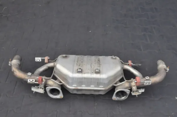 Silenciador traseiro Aston Martin DB11 4.0 V8 OEM JY53-5230-AB image 5