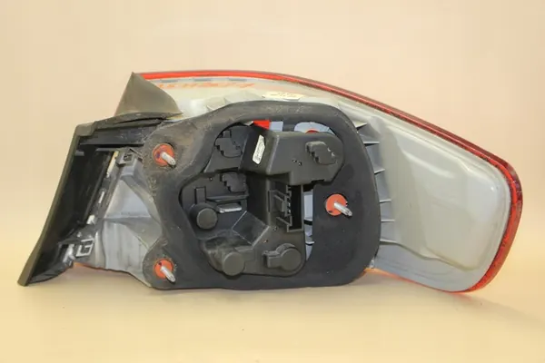 BMW E92 Luz Trasera Izquierda 7174403 image 4