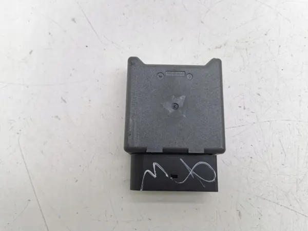 Polttoainepumpun ohjain OEM 5Q0906093B Audi A3 image 2