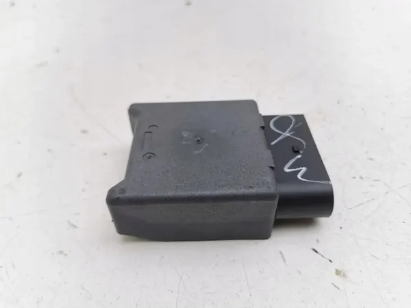 Polttoainepumpun ohjain OEM 5Q0906093B Audi A3 image 8