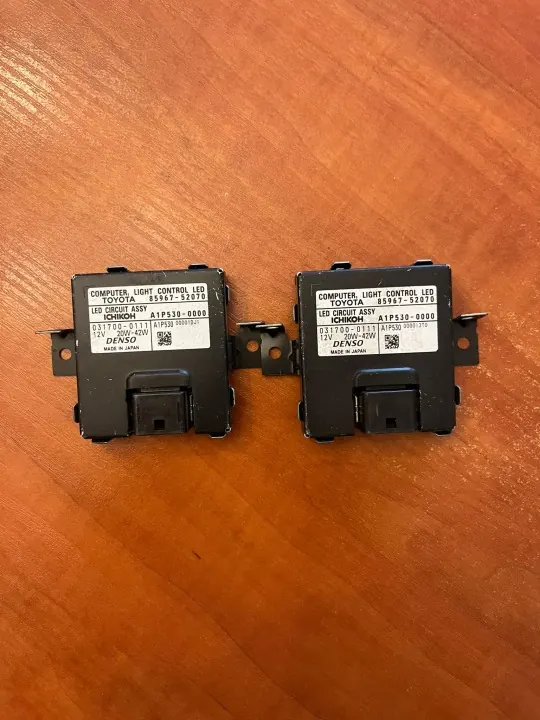 Xenon-Scheinwerfersteuergerät Toyota Auris OEM 8596752070 image 2