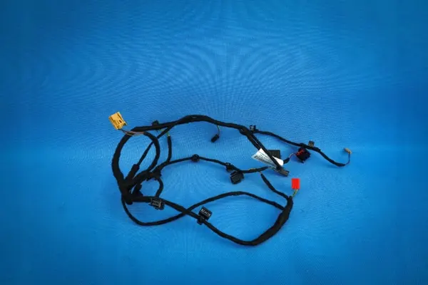 Harness lateral Audi Q7 4M OEM 4M0971693H image 2