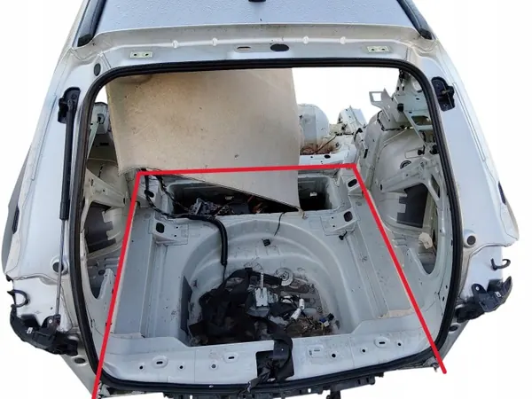 Pare-chocs arrière OEM PAS TYLNY pour Opel Astra K Break image 2