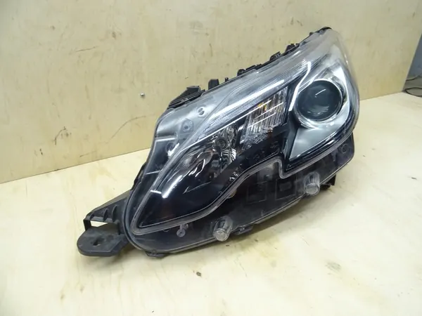 PEUGEOT 2008 Linker Voorlamp 9814749080 image 4