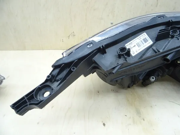 PEUGEOT 2008 Linker Voorlamp 9814749080 image 7