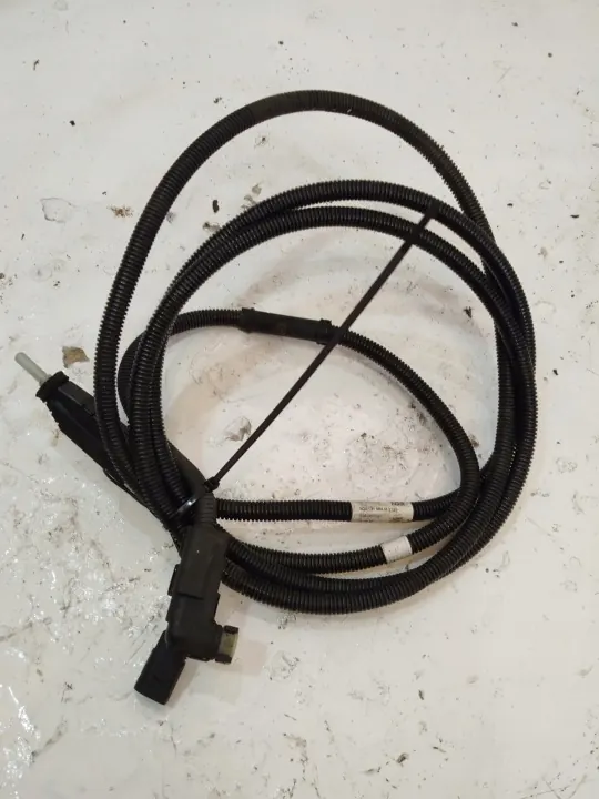 Tuyau AdBlue OEM 3Q0131984M pour VW Passat B8 2.0 TDI image 2