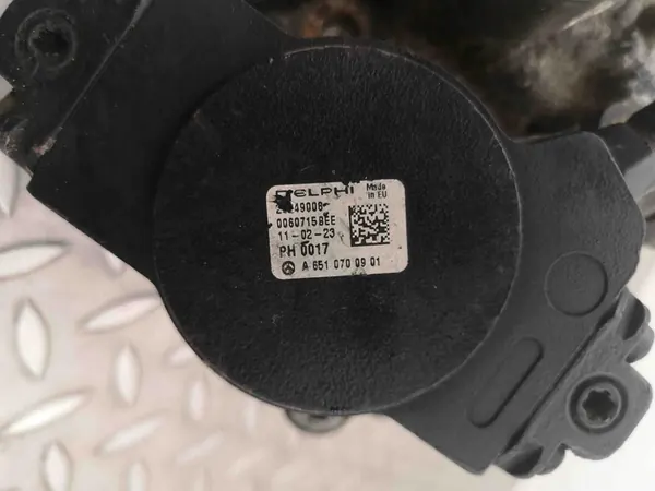 Bomba de combustible Mercedes-Benz Sprinter 3.5t (906) A6510700901 image 7