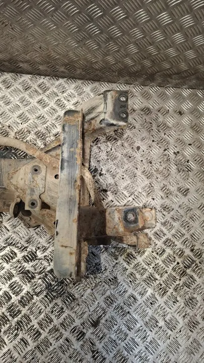 OEM 701499031H Framtvärbalk för VW Transporter T4 image 4