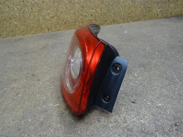 LÁMPARA TRASERA IZQUIERDA VW TIGUAN 5N0945095H image 2