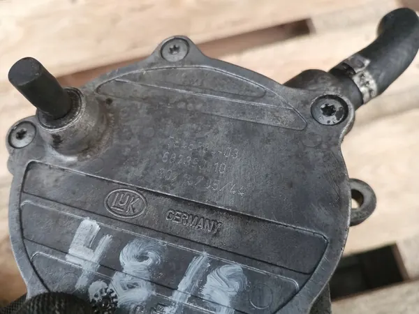 BMW E63 E64 6er N62B48 650i Imupumppu 7545384 image 3