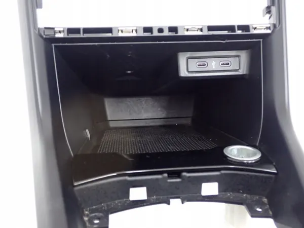 Cadre de panneau tunnel USB OEM 2GM864981 VW T-Cross image 5