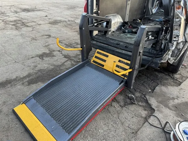 Laderampe OEM RAMPA für Transporter bis 350kg image 10