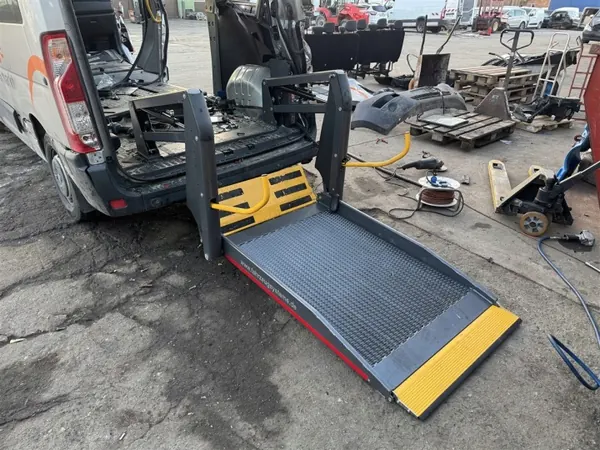 Laderampe OEM RAMPA für Transporter bis 350kg image 8