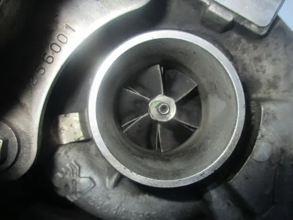 Turbina Turbo Mercedes Sprinter W906 2.2 CDI image 4