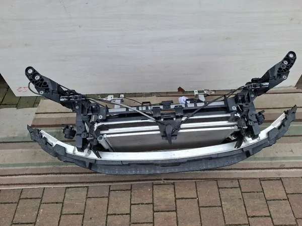 Supporto Radiatore Anteriore Audi RS6 C8 4.0 TFSi 2018- image 2