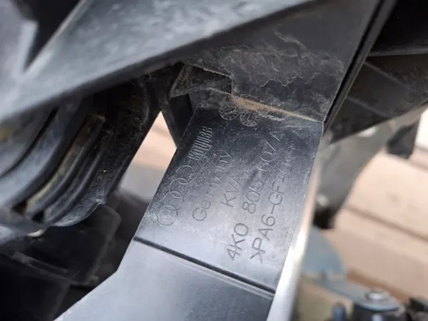 Supporto Radiatore Anteriore Audi RS6 C8 4.0 TFSi 2018- image 6