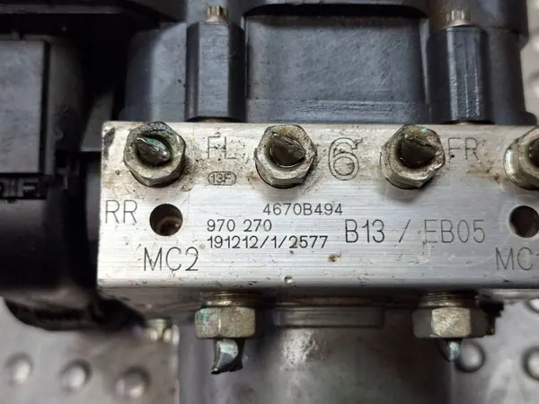Bomba ABS OEM S25154876 para Mitsubishi Space Star image 6