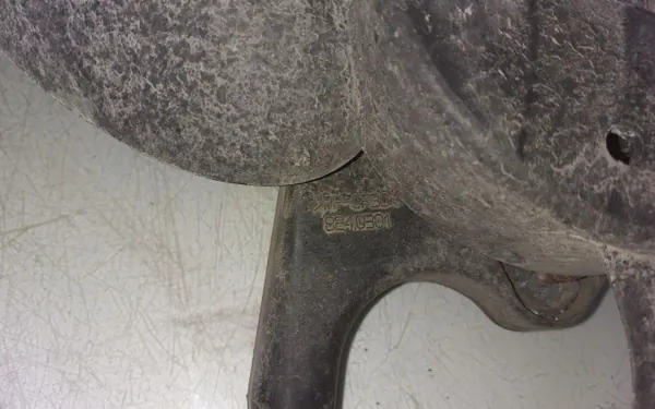 Nissan Lüftergehäuse OEM 8240301 - Gebrauchtteil image 5
