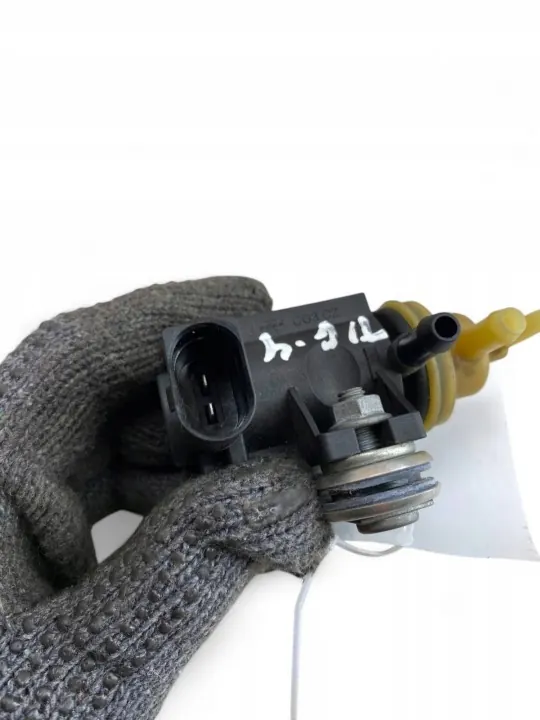 Turbo-vakuumventil OEM 04L131051AL - Begagnad image 7