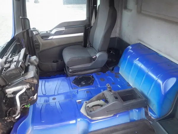 Cabina MAN TGS OEM KABINA TGS MG4 V40 - Usada image 7