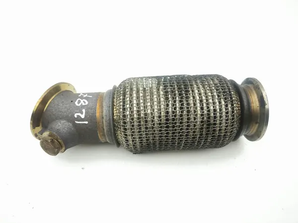 Nissan Navara D23 2021 Connecteur flexible d'échappement OEM AMD203021 image 3