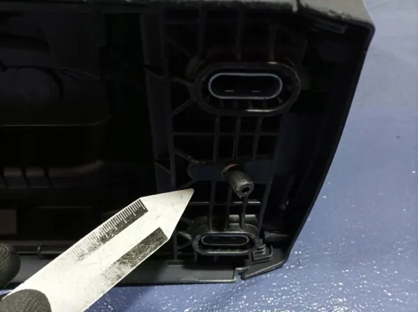 OEM Lochow-325878- Accoudoir Tunnel Central Mercedes GLA image 9