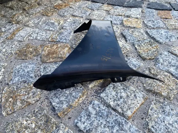 Cobertura de Entrada Frontal Direita MERCEDES C-Class AMG image 7