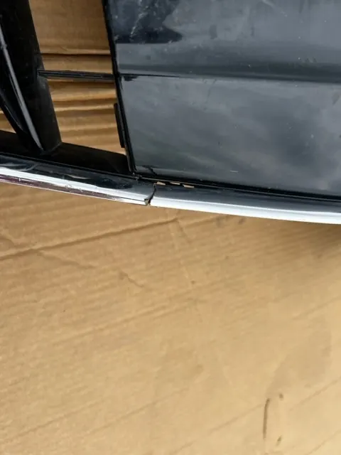 Grille Audi TT 2006-2014 Front OEM 8J0853651H image 2