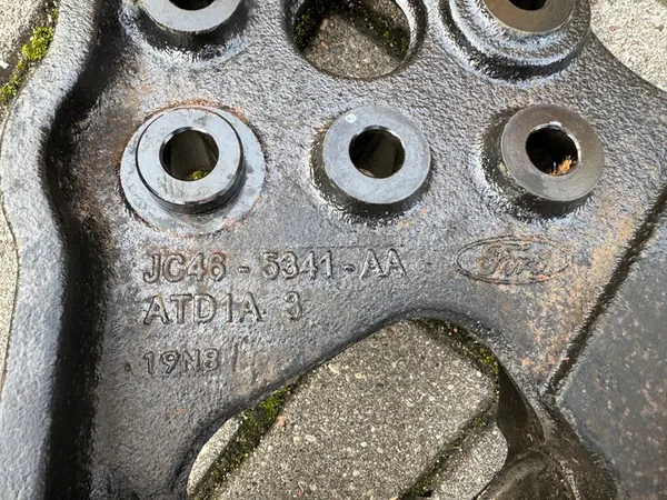 Support Gauche Montage Suspension Avant Ford F-Max Cargo image 4