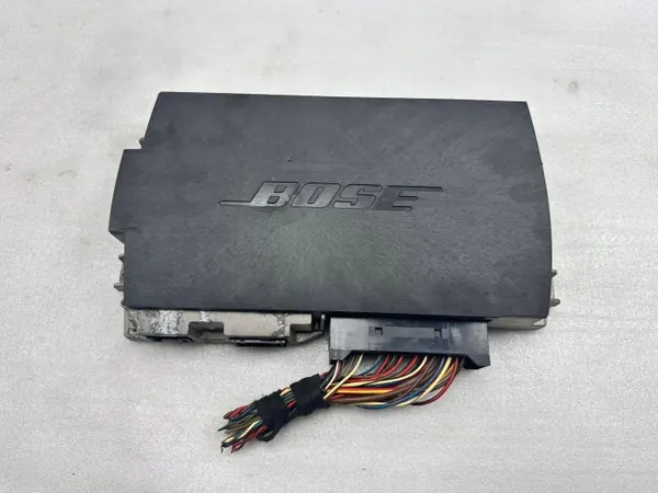 Audi A8 S8 D4 Audioversterker OEM 4G1035223A image 4