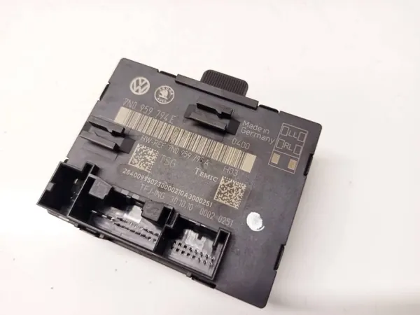OEM 7N0959794E Oven ohjausmoduuli VW Sharanille image 3